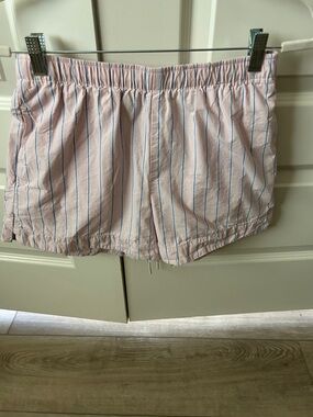 Womens pull on shorts